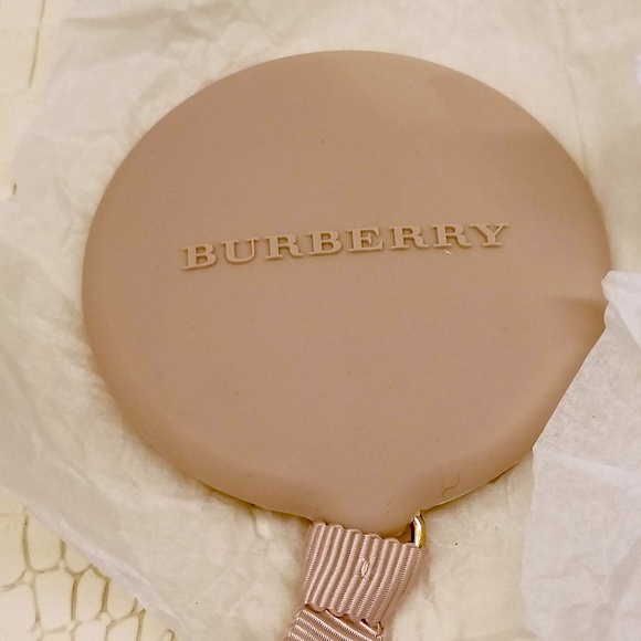 Limted Edition Burberry Pinkish Tan Compact Mirror - NEW In Box GWP - Picture 4 of 5